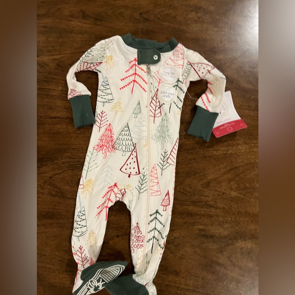 Burt’s Bees baby winter 3 mth zip up! Brand new with tags